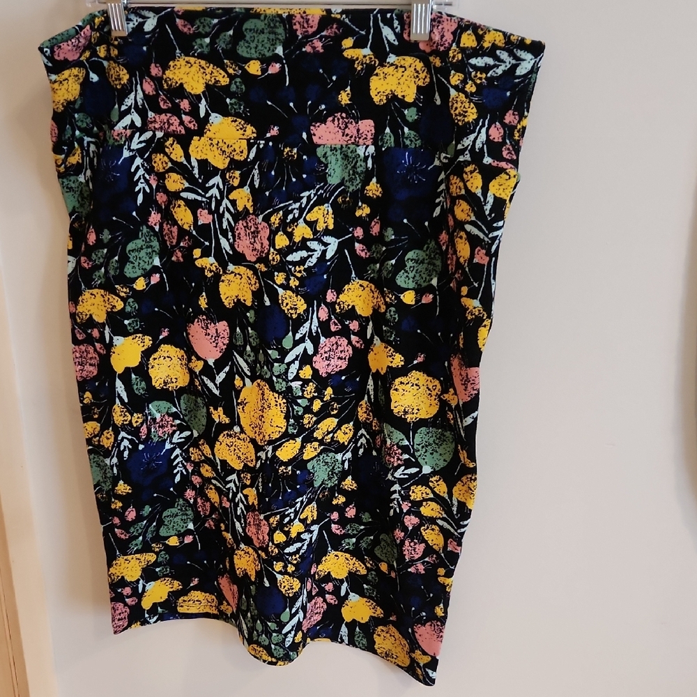 LuLaRoe Multicolor Floral Pencil Skirt